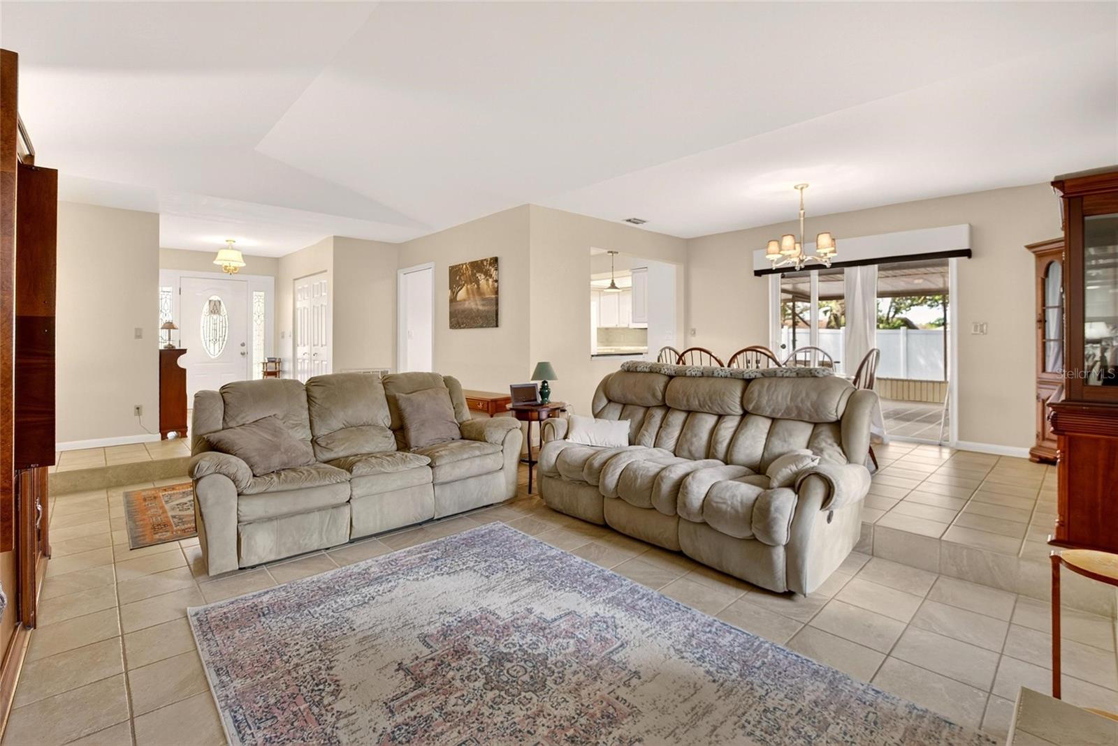 328 VAIL DR, WINTER HAVEN, FL, 33884