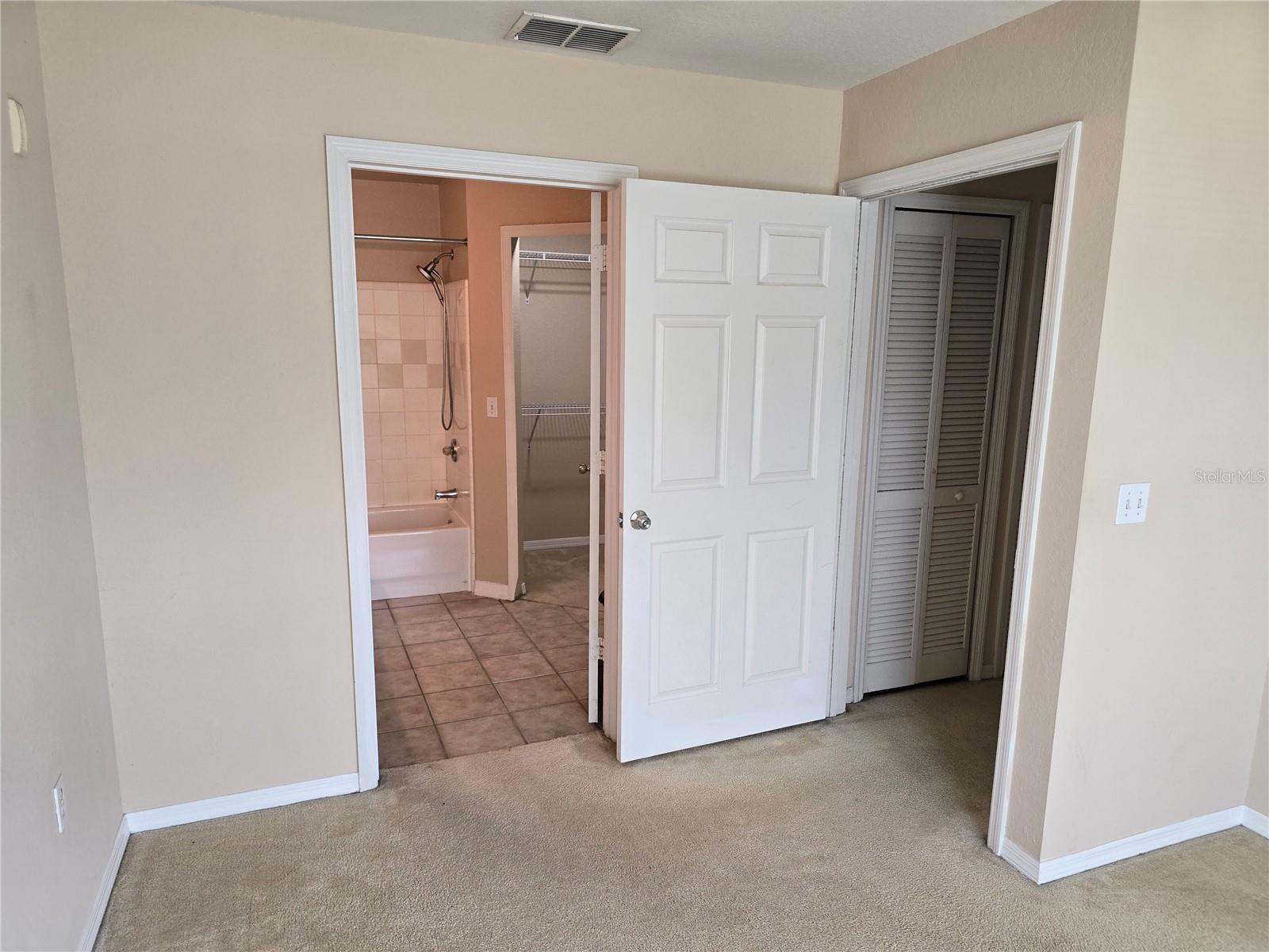 5601 ROSEHILL RD #203, SARASOTA, FL, 34233