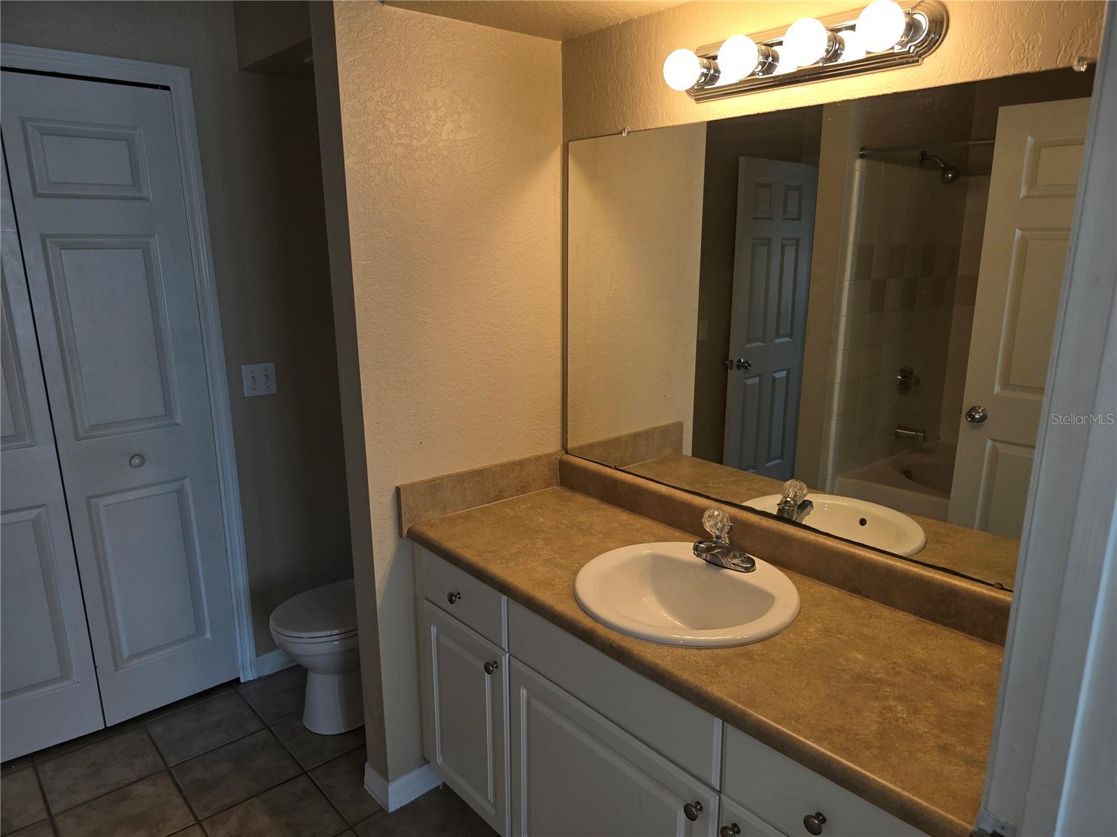 5601 ROSEHILL RD #203, SARASOTA, FL, 34233