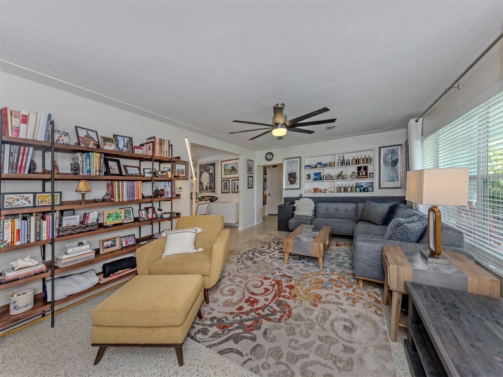 632 PARK DR, BRADENTON, FL, 34209
