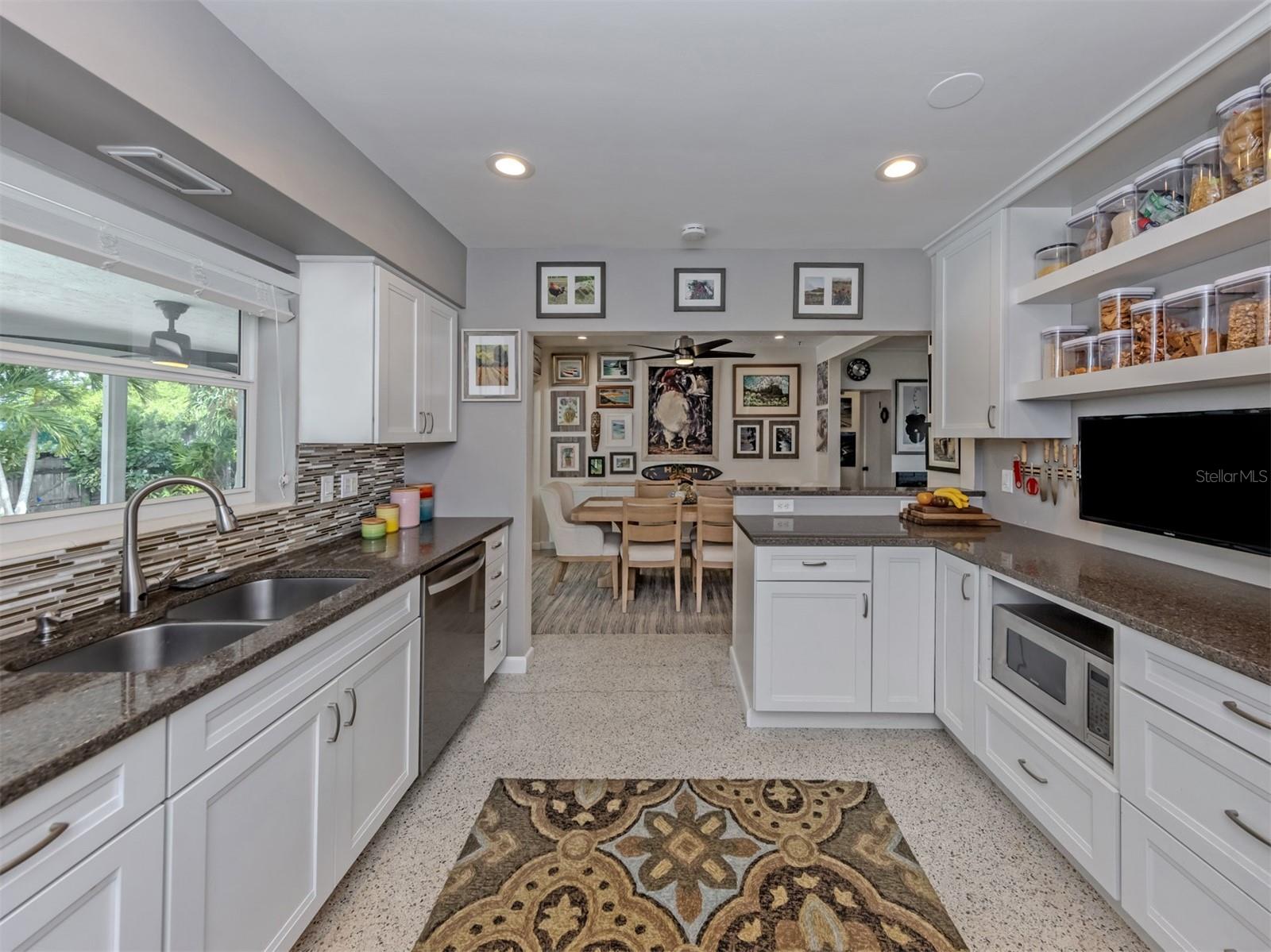632 PARK DR, BRADENTON, FL, 34209