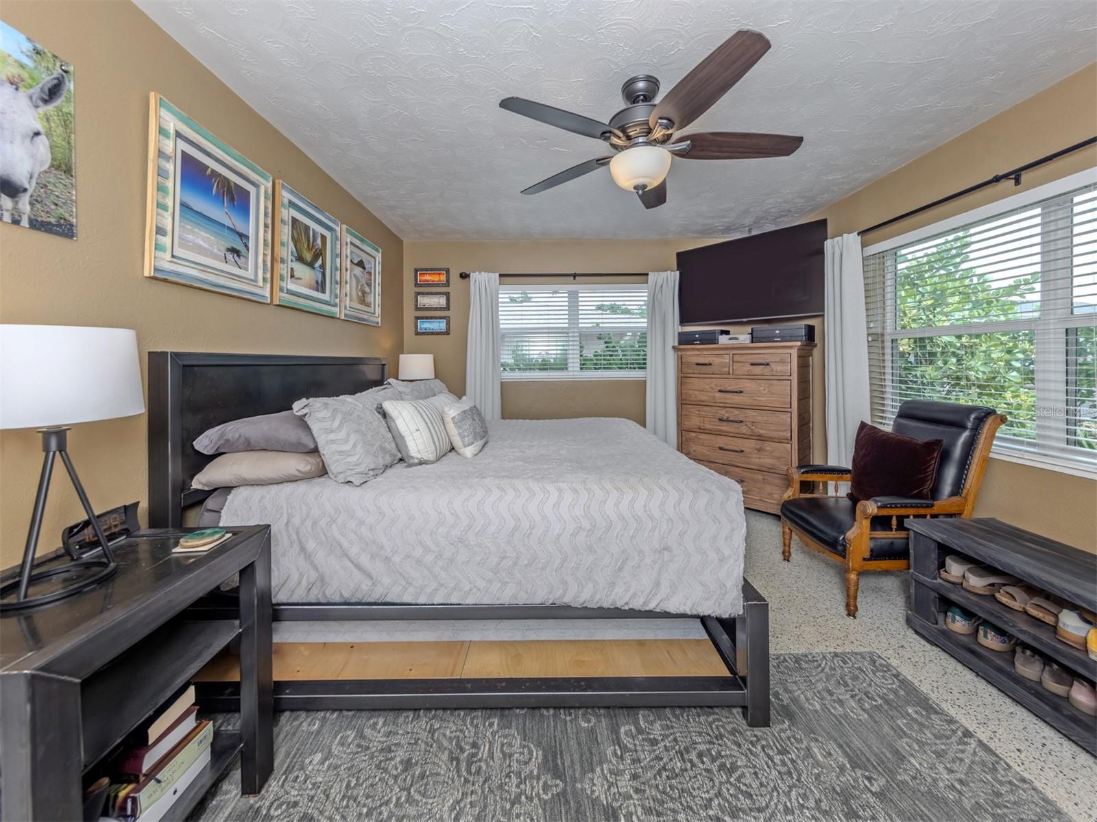 632 PARK DR, BRADENTON, FL, 34209