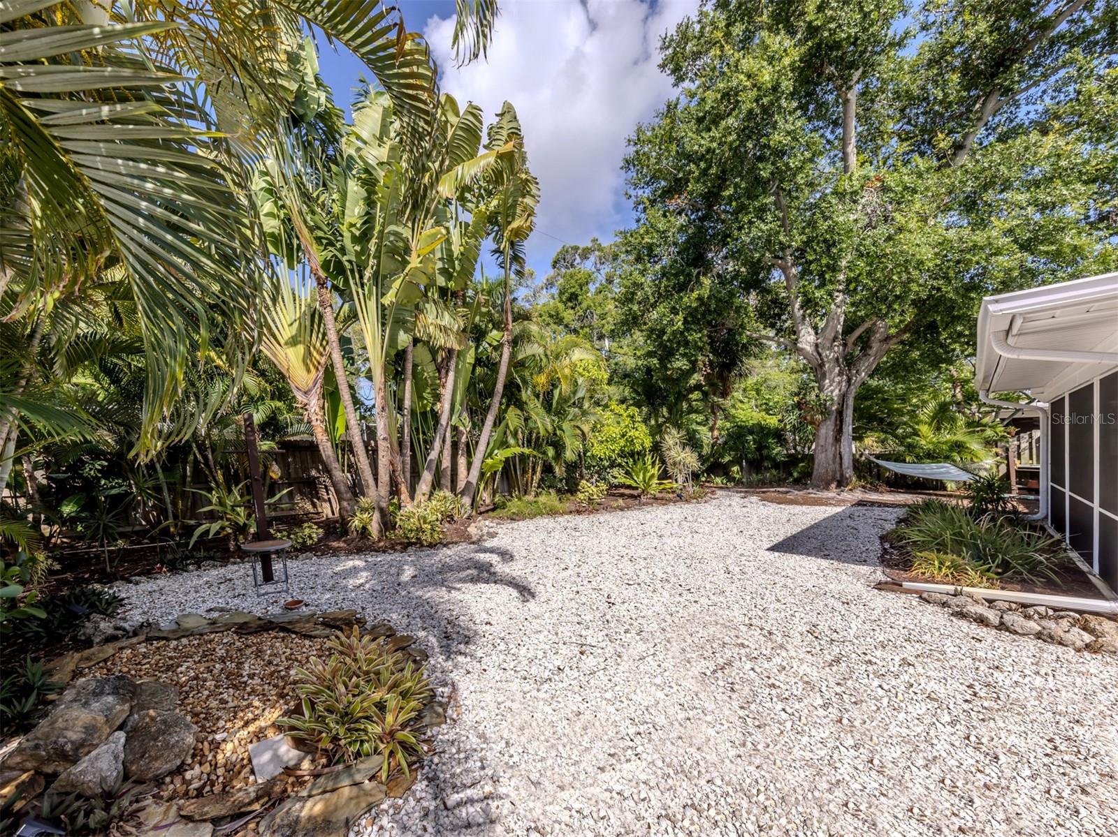 632 PARK DR, BRADENTON, FL, 34209