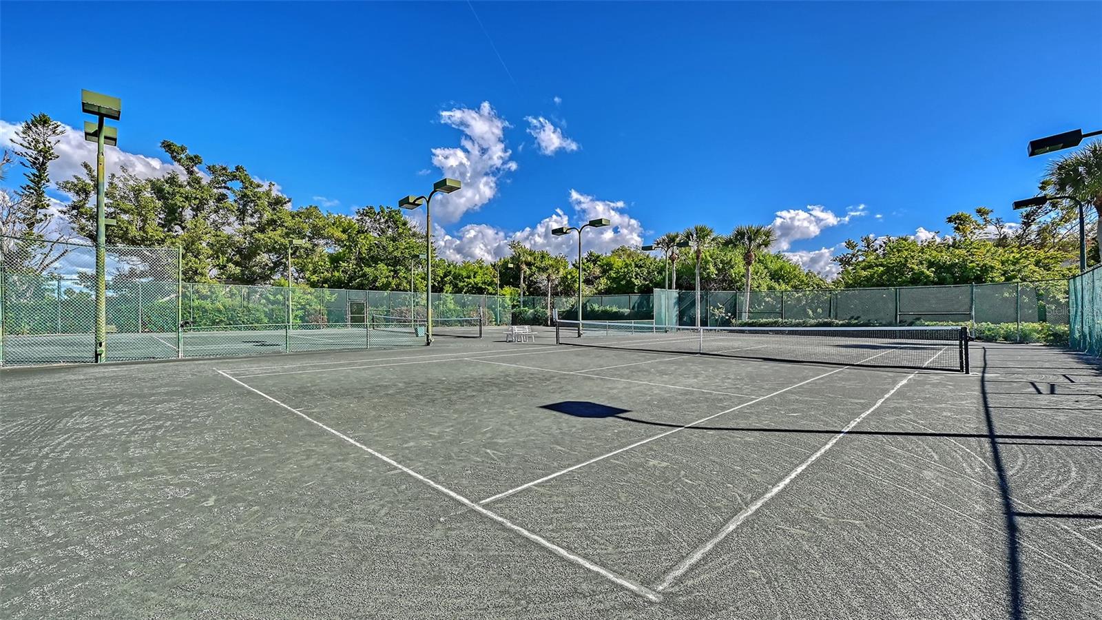 1211 GULF OF MEXICO DR #105, LONGBOAT KEY, FL, 34228