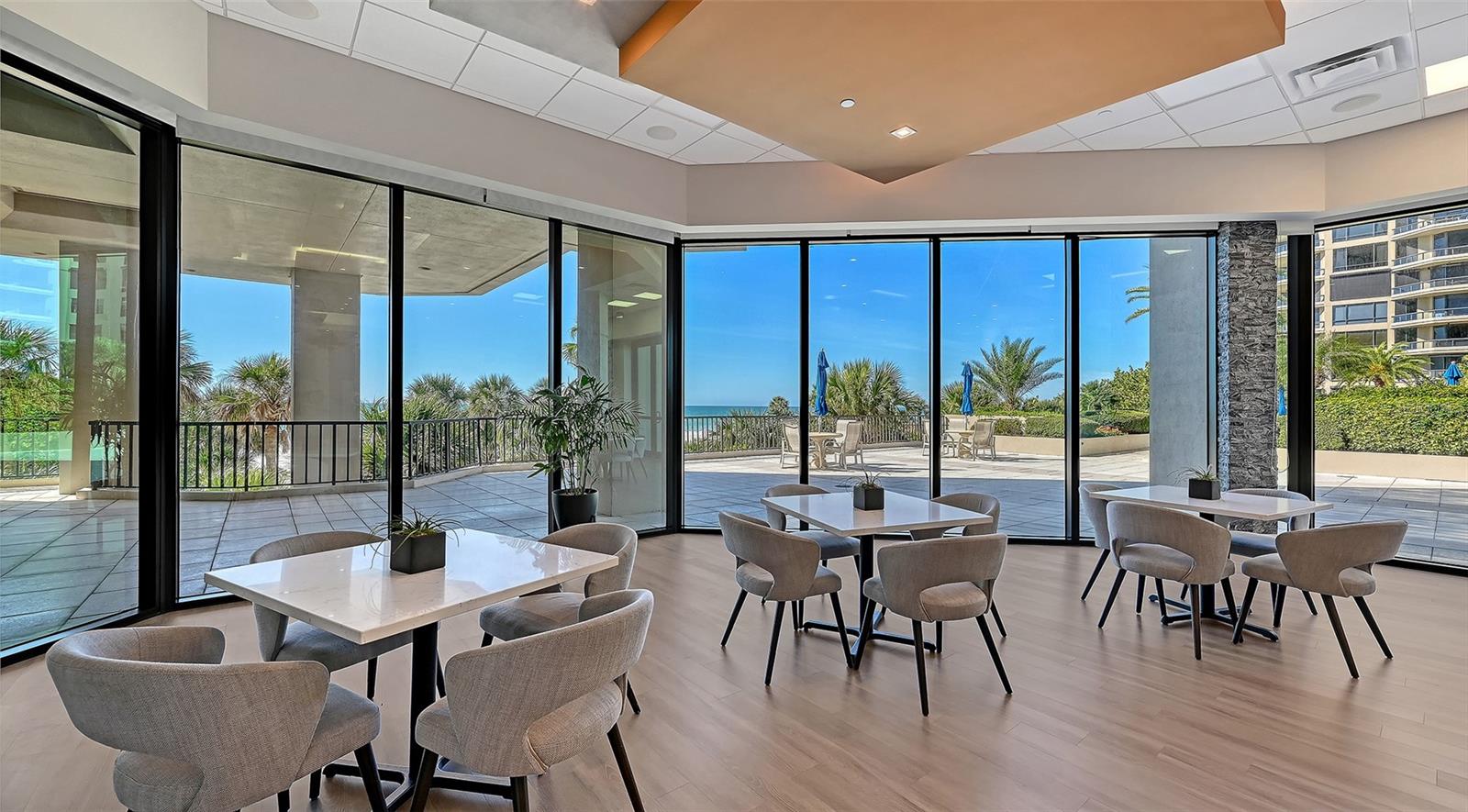 1211 GULF OF MEXICO DR #105, LONGBOAT KEY, FL, 34228