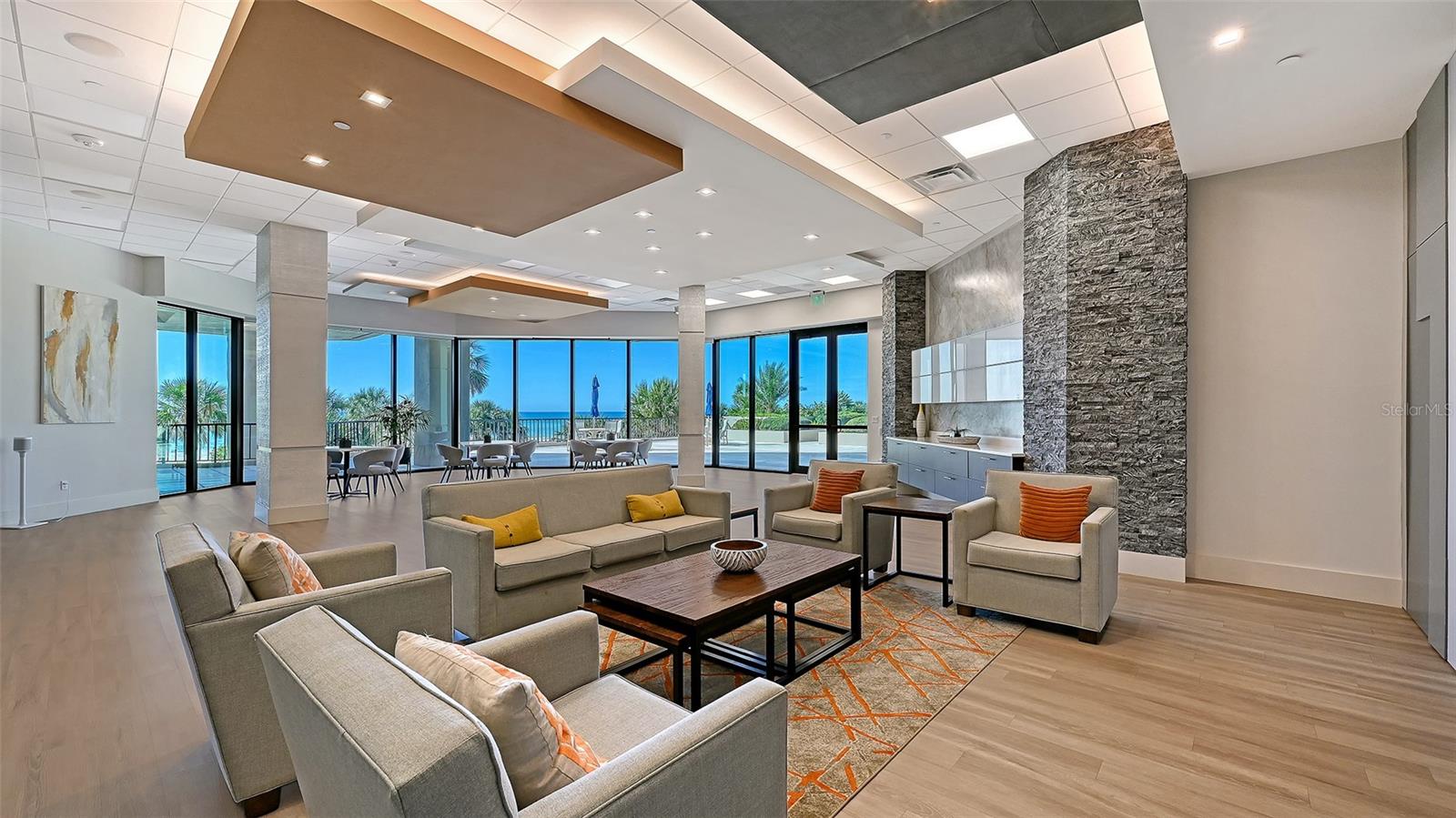 1211 GULF OF MEXICO DR #105, LONGBOAT KEY, FL, 34228