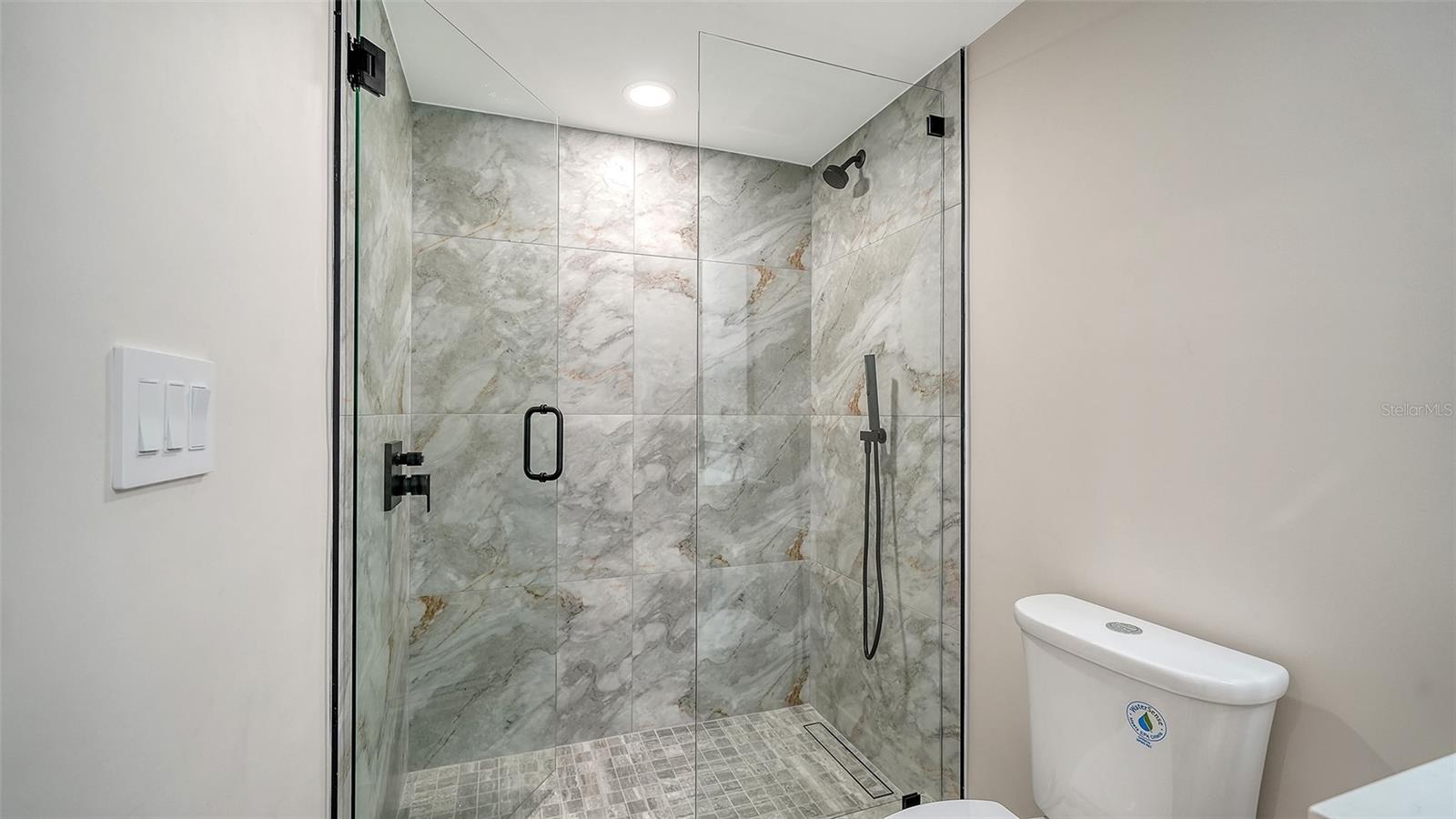 1211 GULF OF MEXICO DR #105, LONGBOAT KEY, FL, 34228