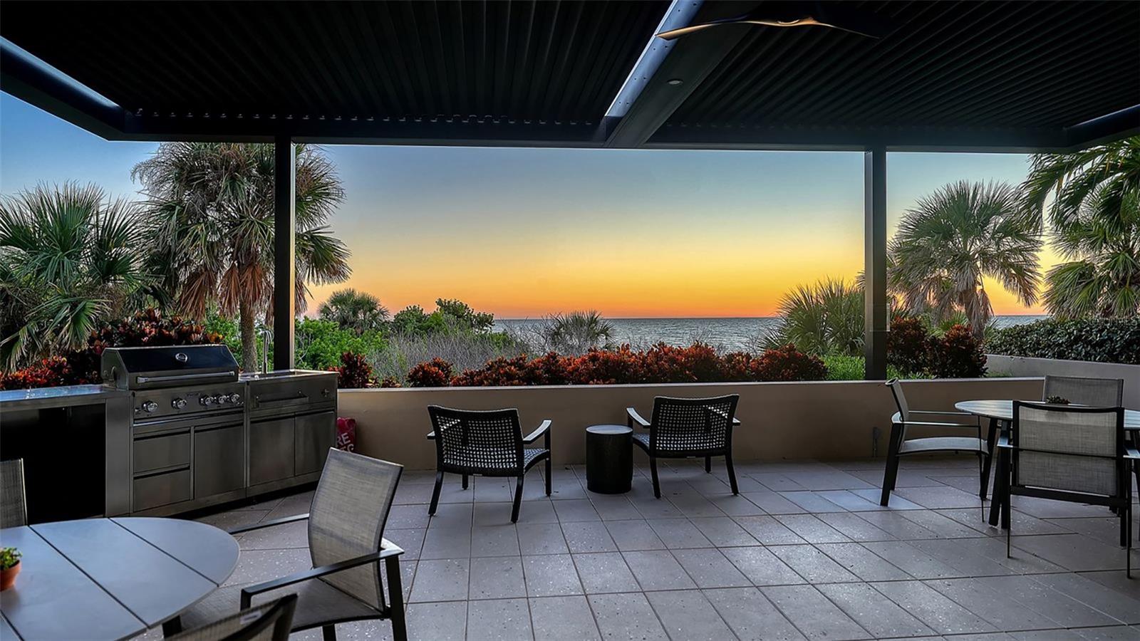 1211 GULF OF MEXICO DR #105, LONGBOAT KEY, FL, 34228