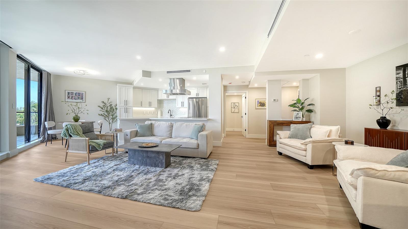 1211 GULF OF MEXICO DR #105, LONGBOAT KEY, FL, 34228