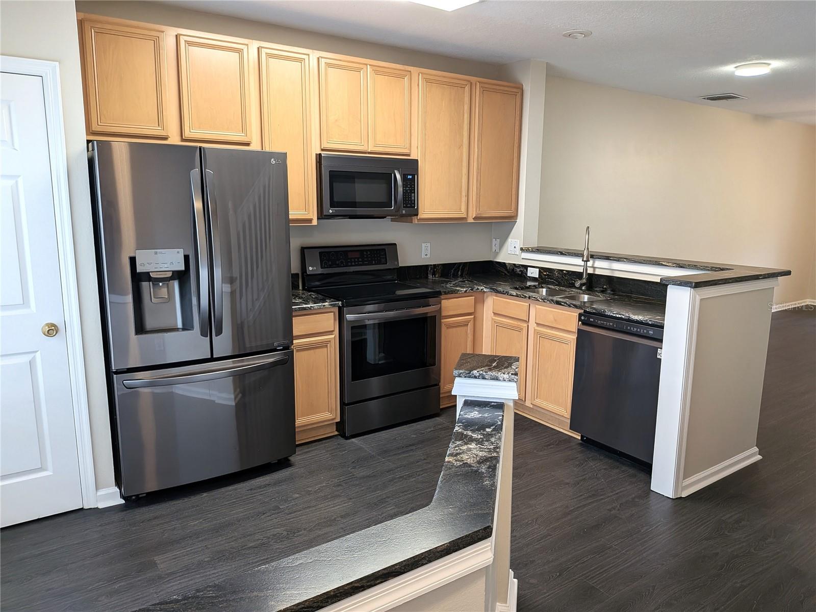 902 VINELAND PL, LAKE MARY, FL, 32746