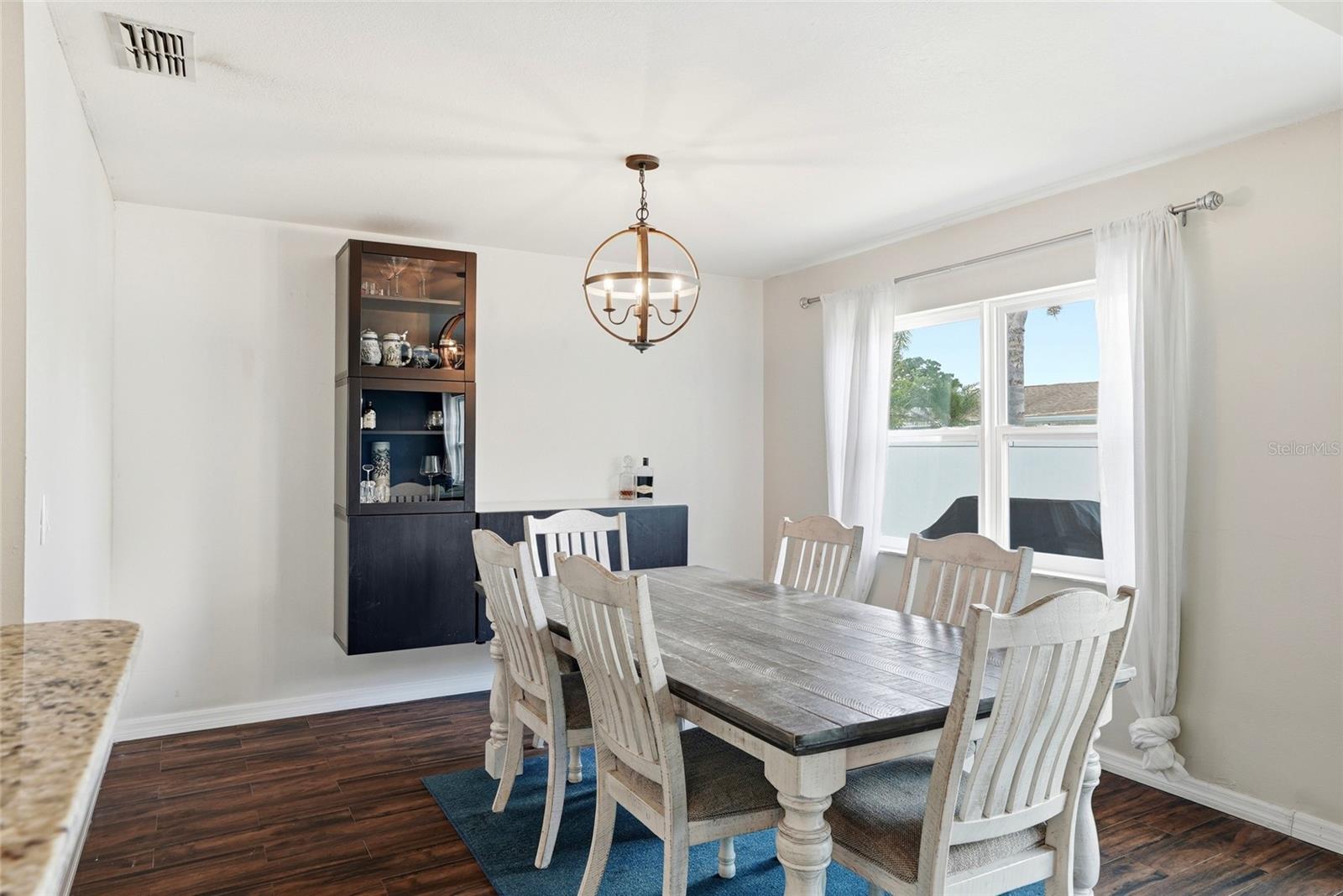 8405 SOMERSET DR, LARGO, FL, 33773