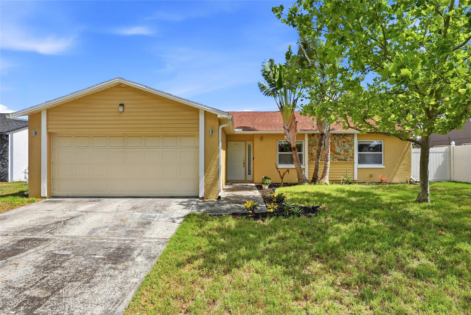8405 SOMERSET DR, LARGO, FL, 33773