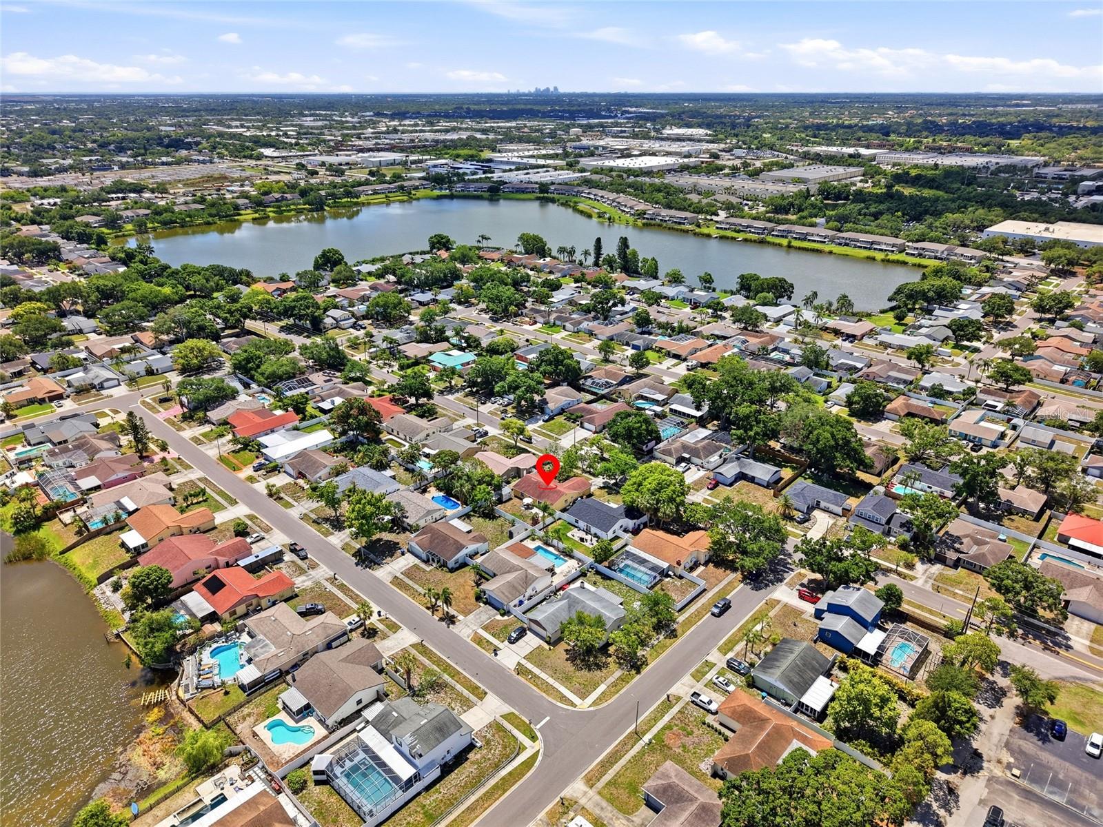 8405 SOMERSET DR, LARGO, FL, 33773