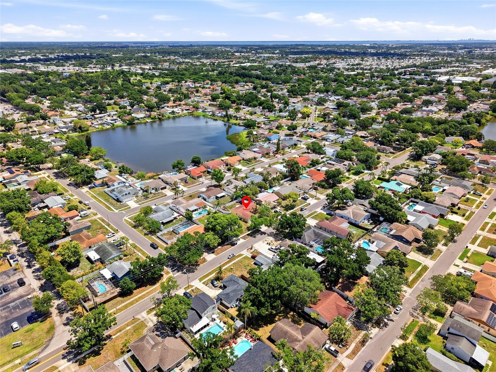 8405 SOMERSET DR, LARGO, FL, 33773