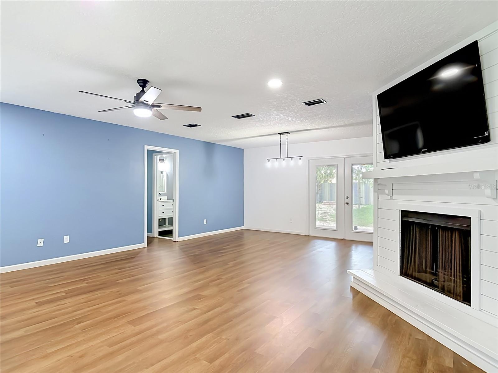 1415 TRAVELERS PALM DR, EDGEWATER, FL, 32132