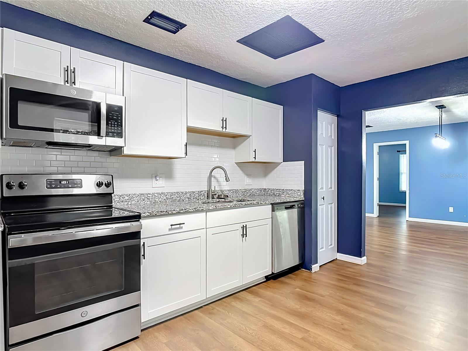 1415 TRAVELERS PALM DR, EDGEWATER, FL, 32132