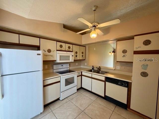 3204 CRANES NEST LN, KISSIMMEE, FL, 34743
