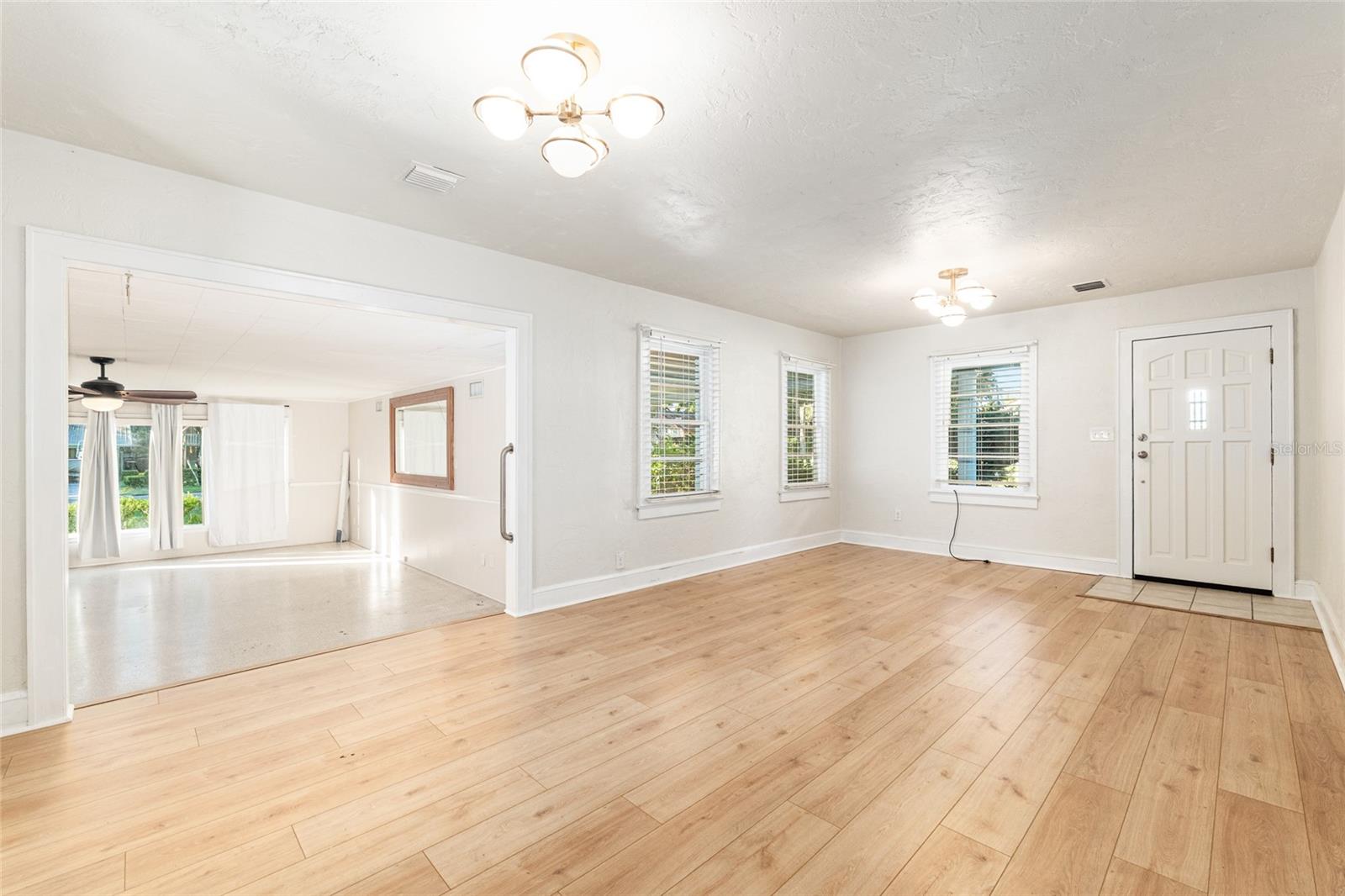123 SE 1ST ST, WILLISTON, FL, 32696