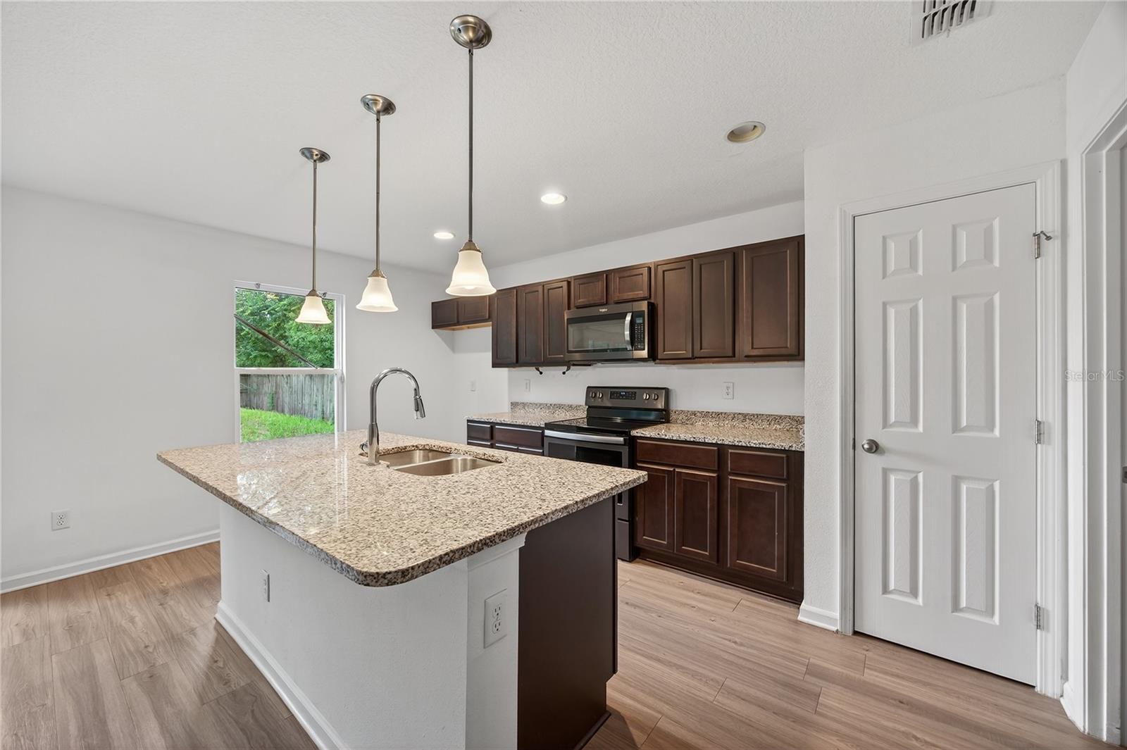 5315 COLONIAL AVE, JACKSONVILLE, FL, 32210