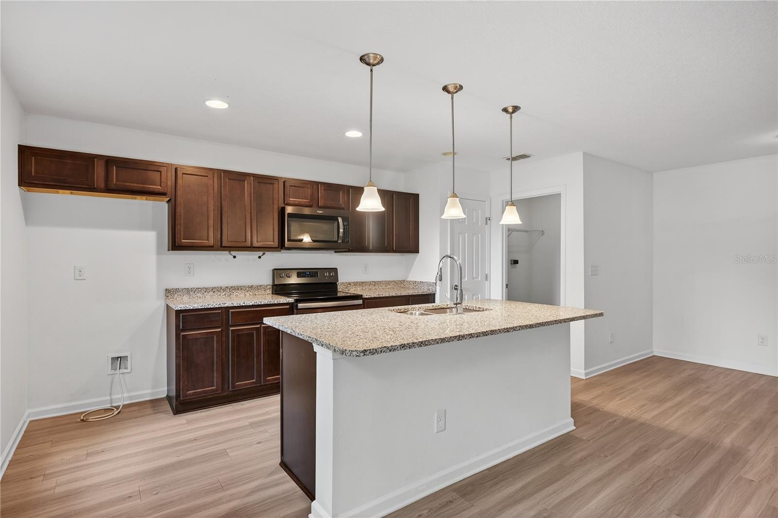 5315 COLONIAL AVE, JACKSONVILLE, FL, 32210
