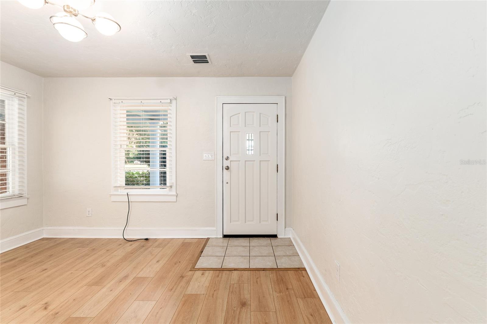 123 SE 1ST ST, WILLISTON, FL, 32696