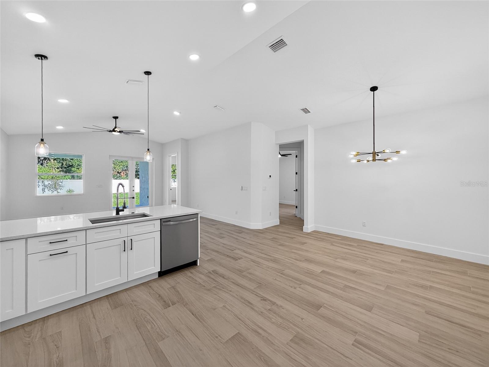 8409 N ROME AVE, TAMPA, FL, 33604