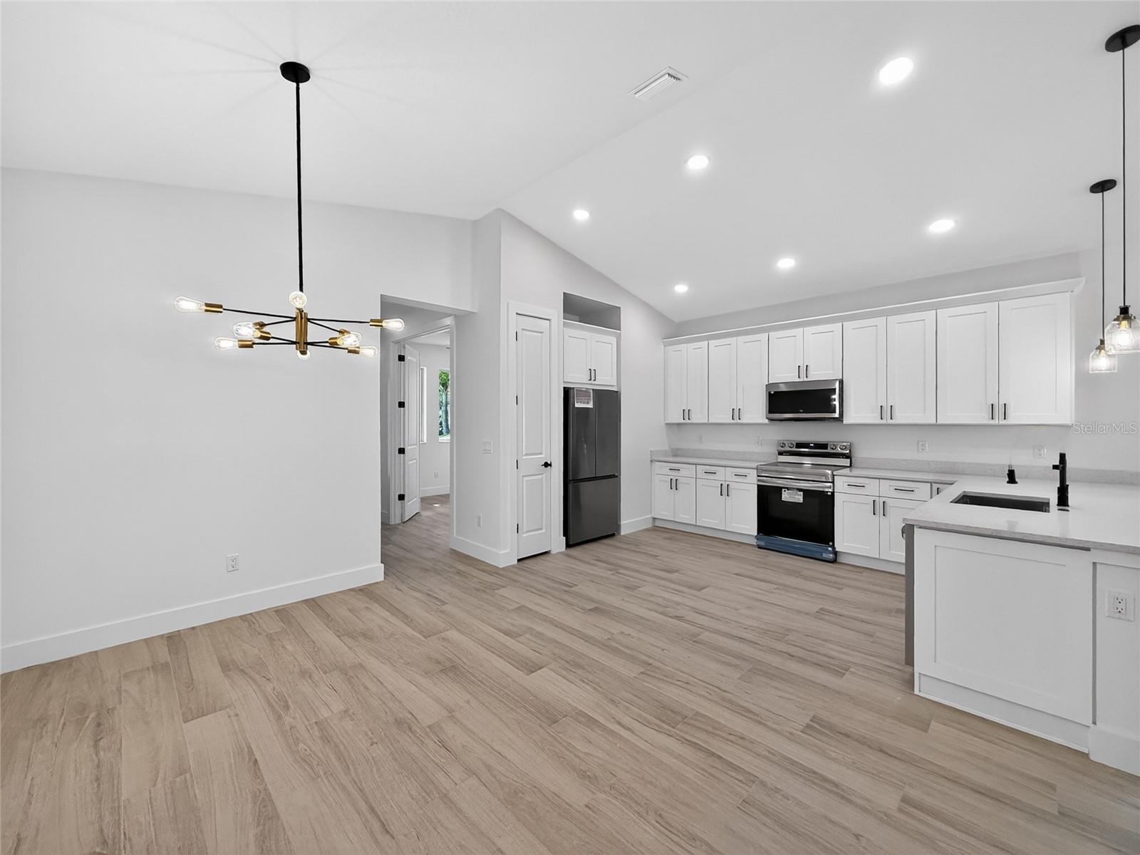 8409 N ROME AVE, TAMPA, FL, 33604