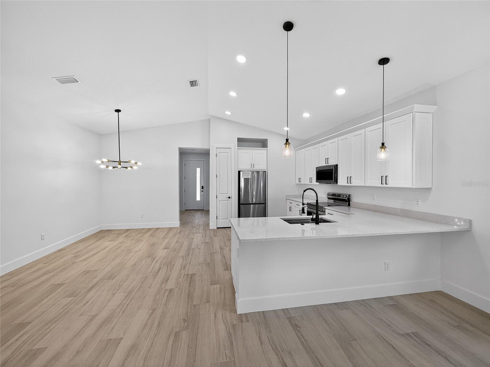 8409 N ROME AVE, TAMPA, FL, 33604
