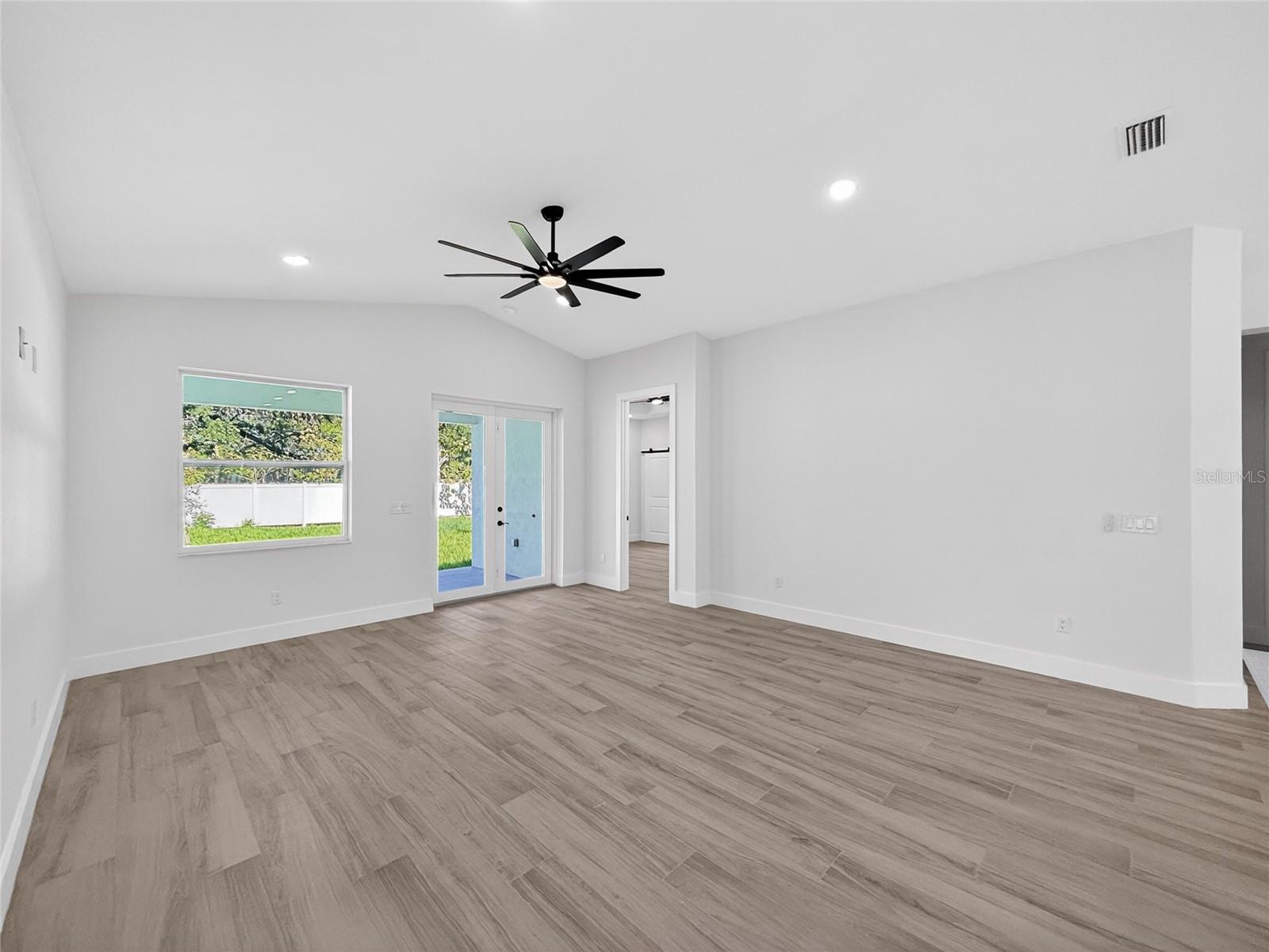 8409 N ROME AVE, TAMPA, FL, 33604