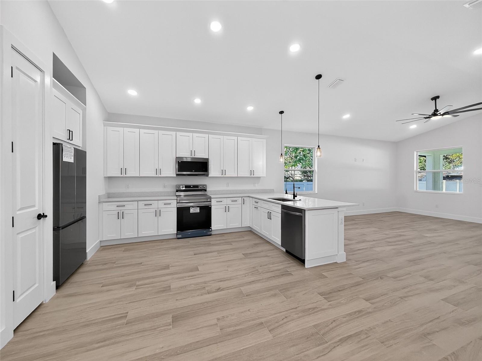 8409 N ROME AVE, TAMPA, FL, 33604