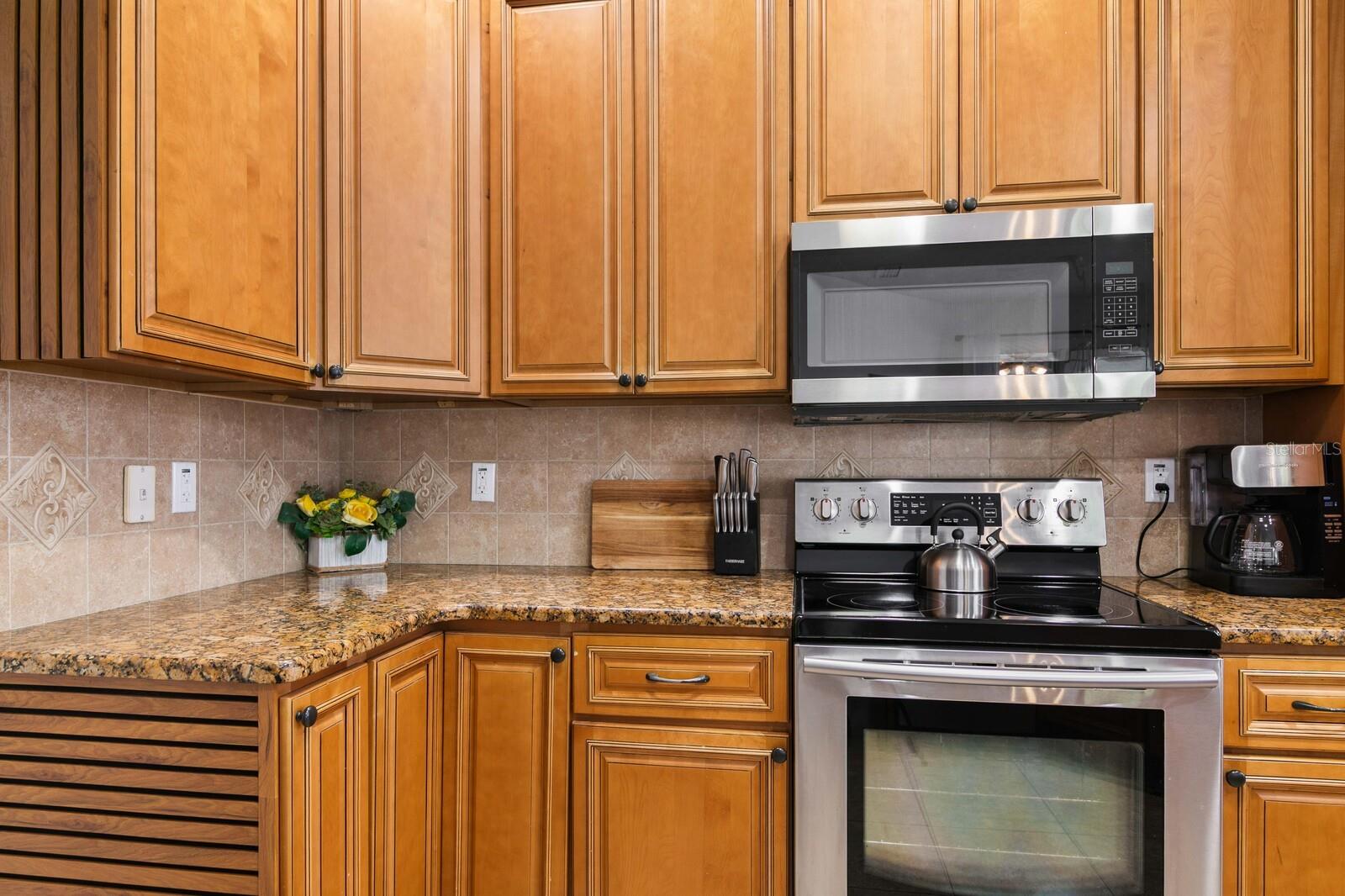 11426 ZENITH CIR, TAMPA, FL, 33635