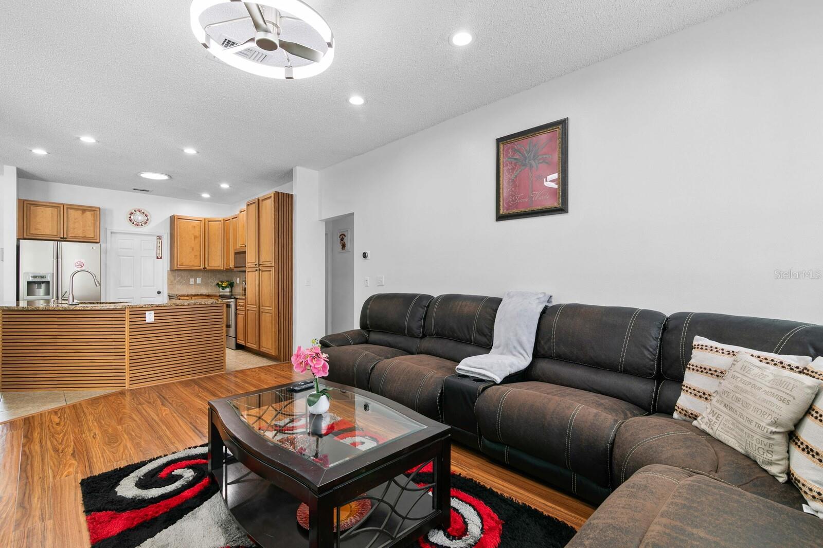11426 ZENITH CIR, TAMPA, FL, 33635