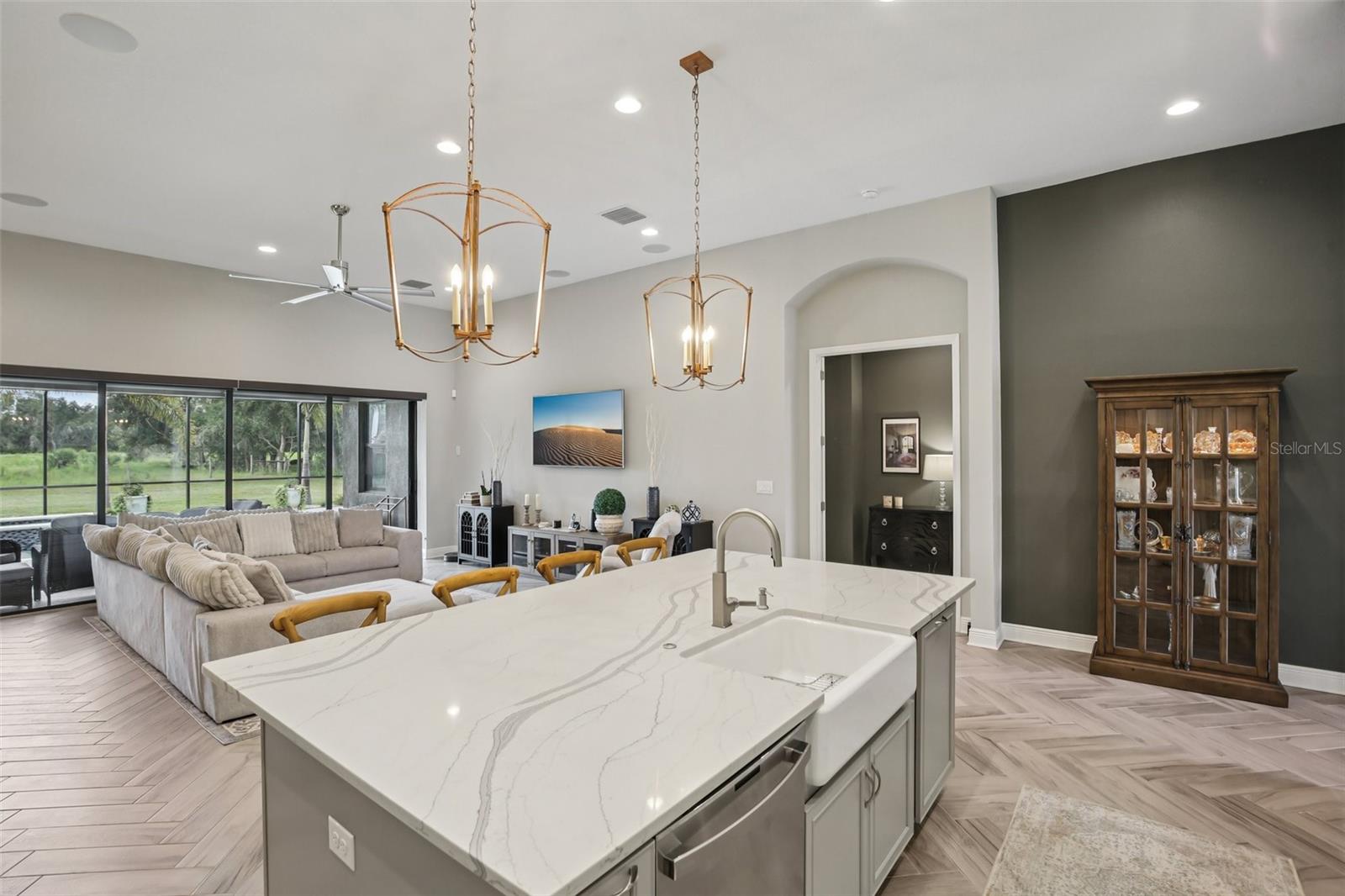 14235 SWISS BRIDGE DR, RIVERVIEW, FL, 33579