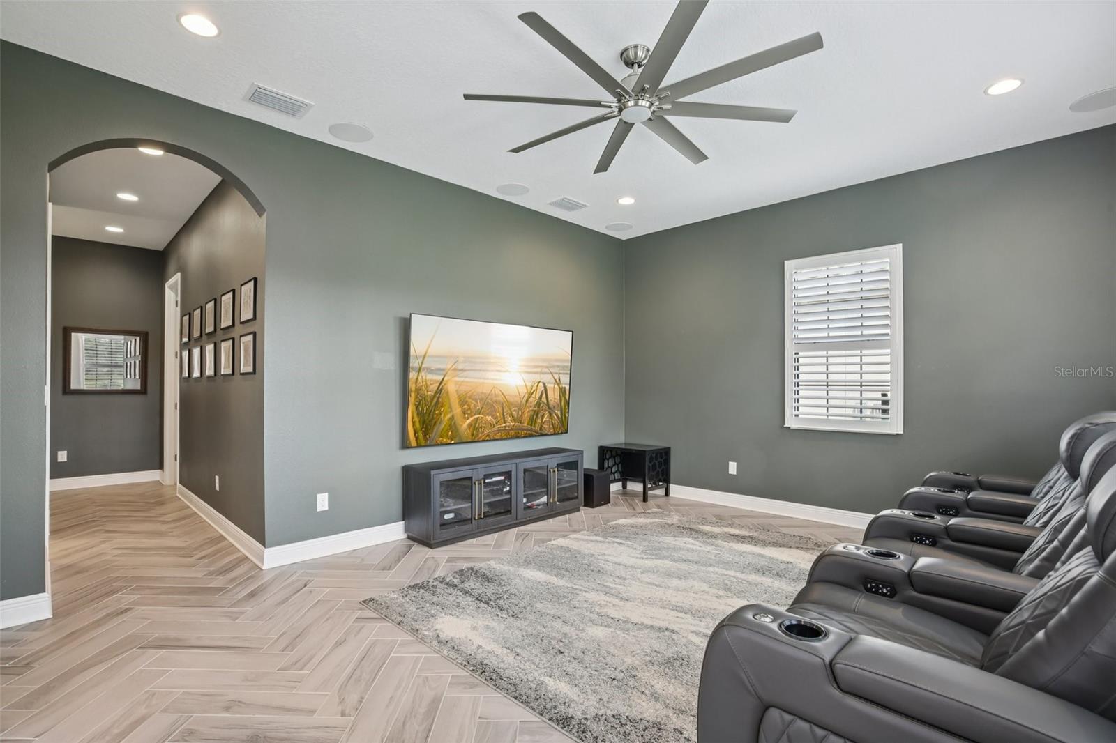 14235 SWISS BRIDGE DR, RIVERVIEW, FL, 33579