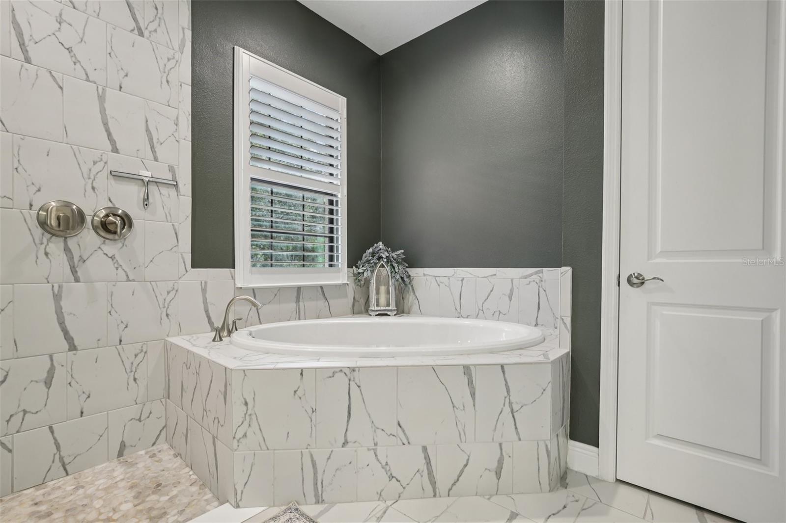 14235 SWISS BRIDGE DR, RIVERVIEW, FL, 33579