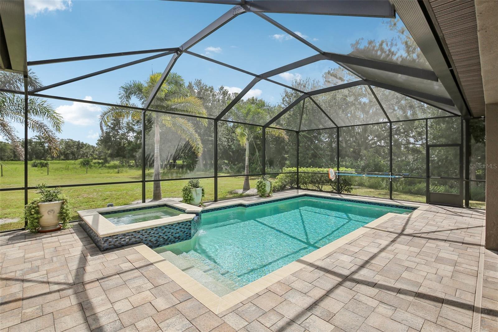 14235 SWISS BRIDGE DR, RIVERVIEW, FL, 33579