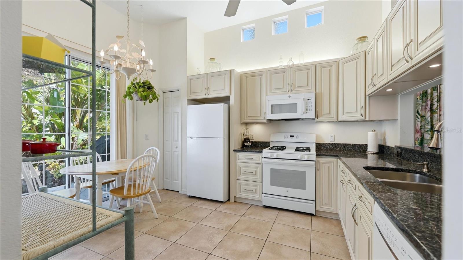 7706 WHITEBRIDGE GLN, BRADENTON, FL, 34201