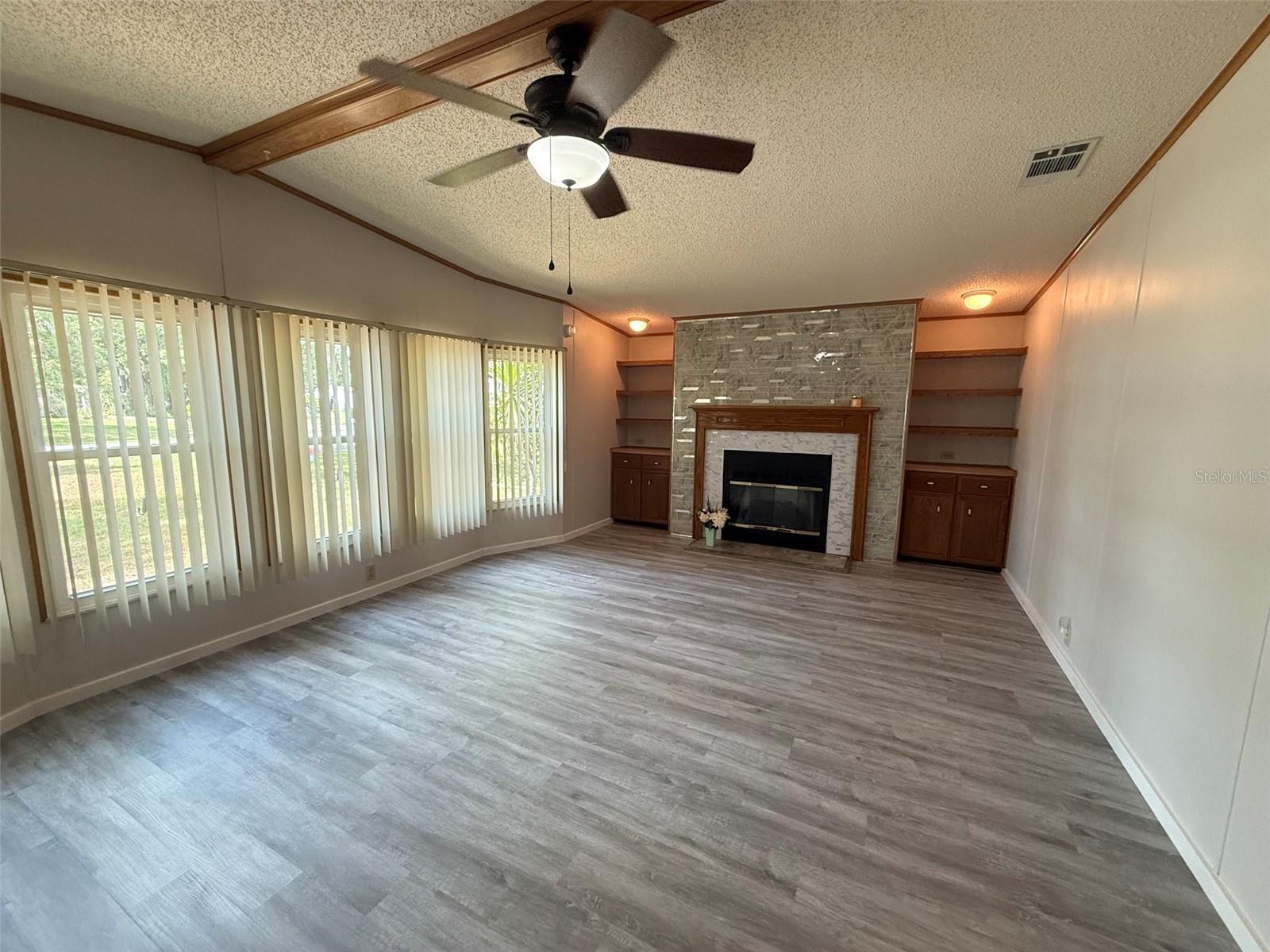 13957 COUNTY ROAD 109D, LADY LAKE, FL, 32159