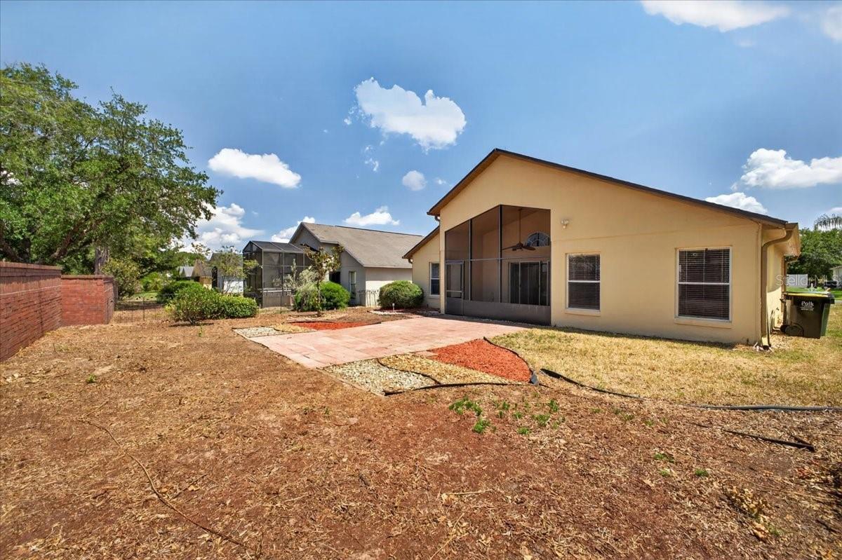 1033 KNIGHTSBRIDGE CIR, DAVENPORT, FL, 33896