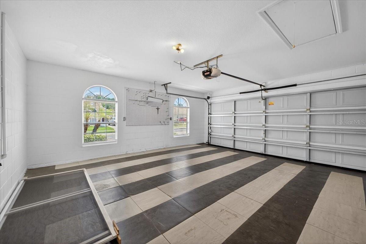 1033 KNIGHTSBRIDGE CIR, DAVENPORT, FL, 33896