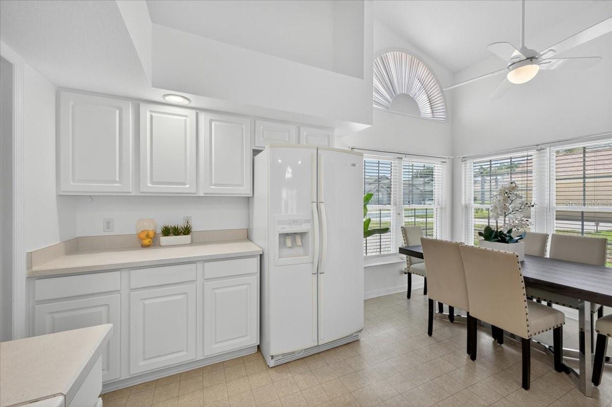 1033 KNIGHTSBRIDGE CIR, DAVENPORT, FL, 33896
