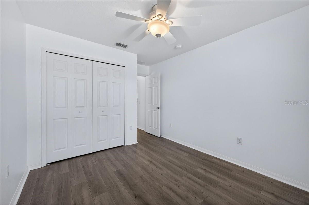 1033 KNIGHTSBRIDGE CIR, DAVENPORT, FL, 33896