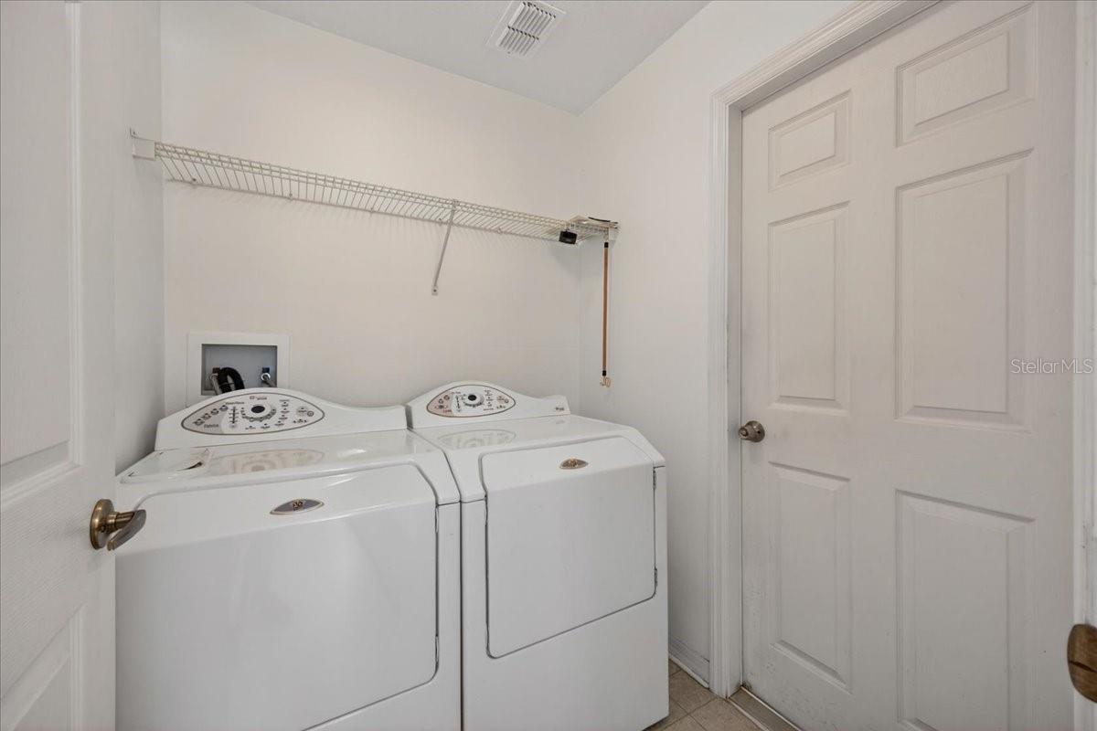 1033 KNIGHTSBRIDGE CIR, DAVENPORT, FL, 33896