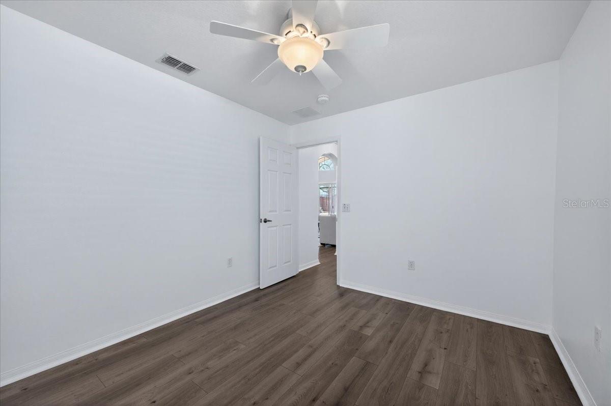 1033 KNIGHTSBRIDGE CIR, DAVENPORT, FL, 33896