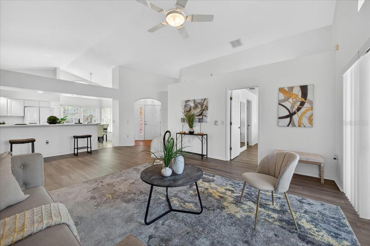1033 KNIGHTSBRIDGE CIR, DAVENPORT, FL, 33896