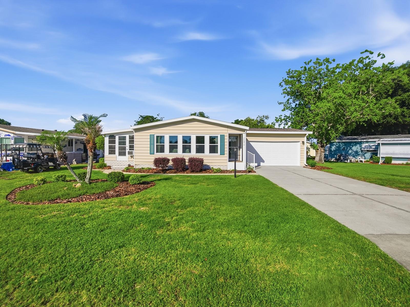 24814 PINE HL, LEESBURG, FL, 34748