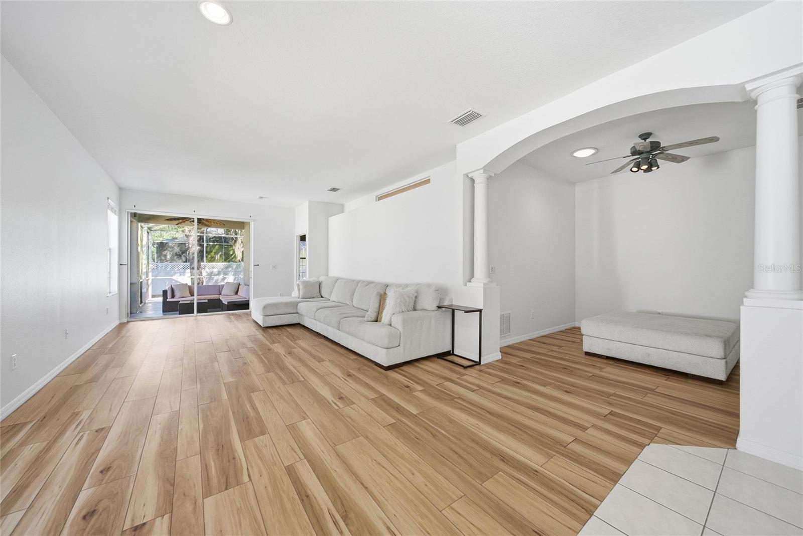 3343 CHAPEL CREEK CIR, WESLEY CHAPEL, FL, 33544