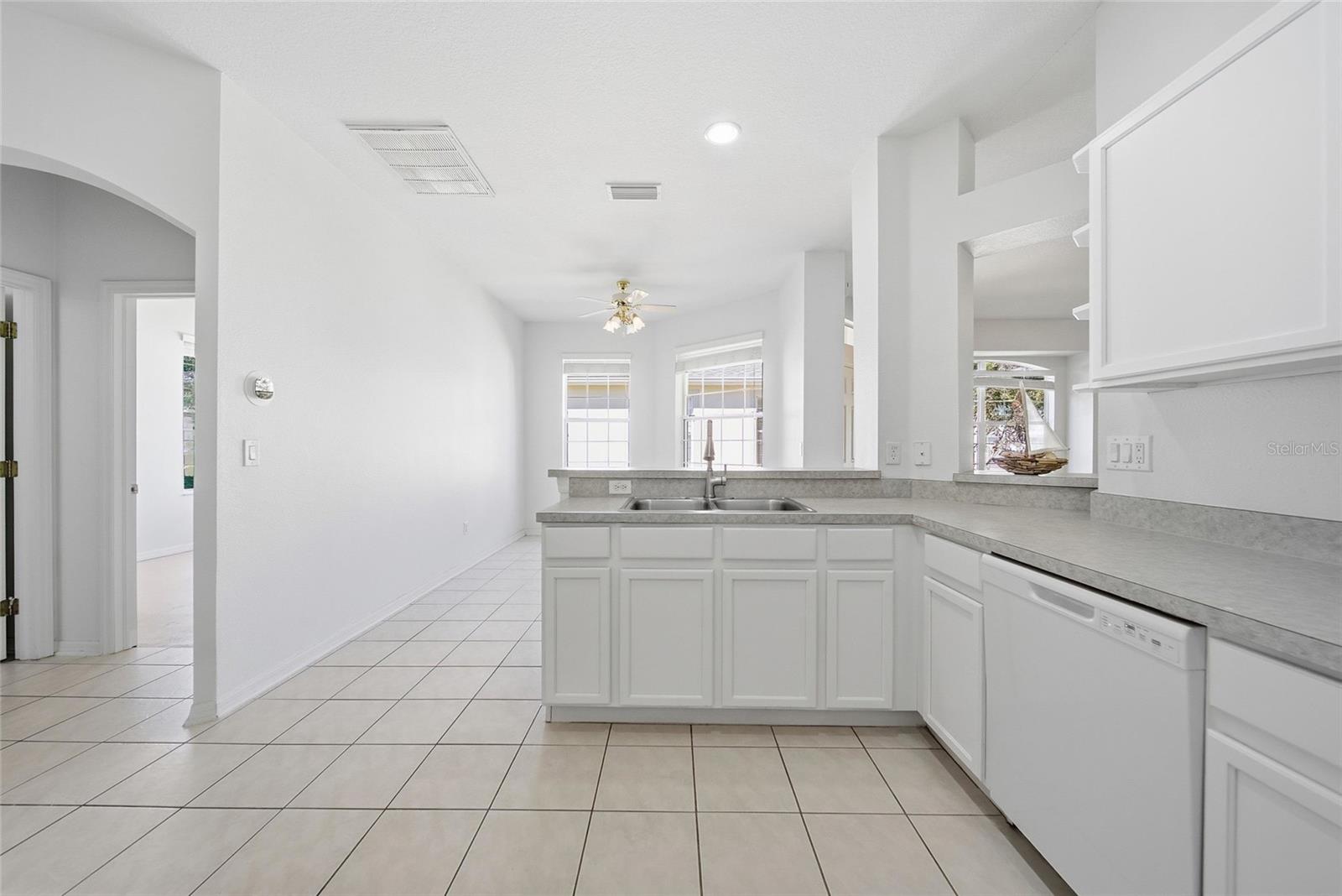 3343 CHAPEL CREEK CIR, WESLEY CHAPEL, FL, 33544