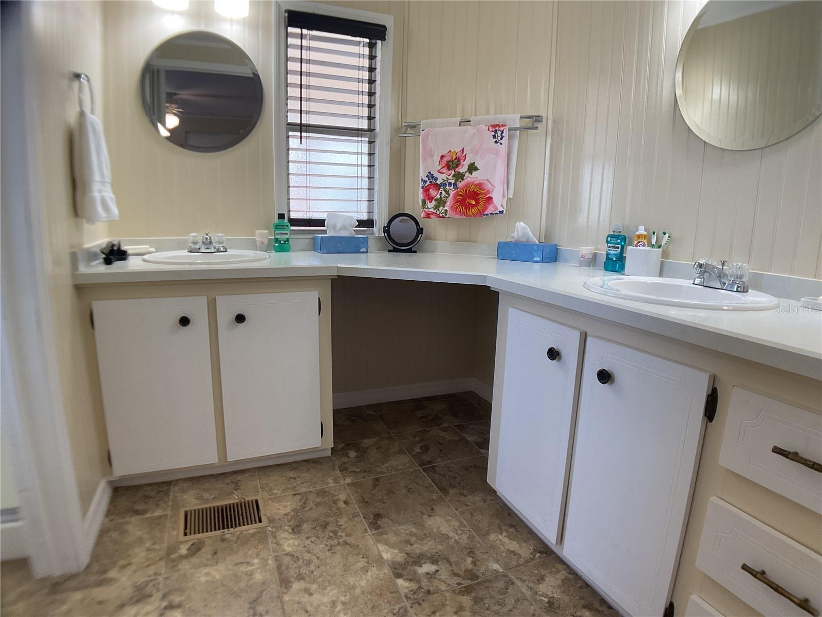 2100 KINGS HWY #98, PORT CHARLOTTE, FL, 33980