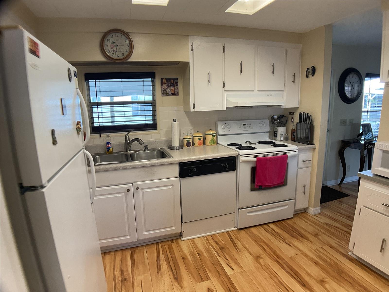 2100 KINGS HWY #98, PORT CHARLOTTE, FL, 33980